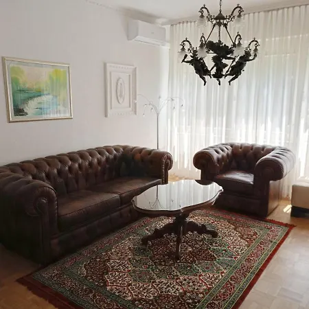 Апартаменты 